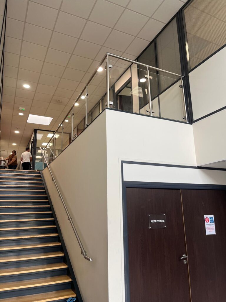 Garde-corps terrasse à Mâcon : sécurisez votre extérieur - SMT